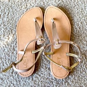 Nude flat sandal